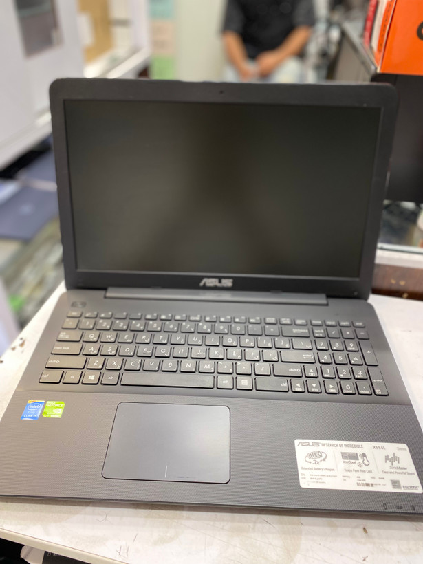لپتاپ ایسوس مدل و مشخصات . Laptop ASUS X 554L cpu i5 5200u ram 8GB. SSD 256 GB vga mx 920 NVDIA